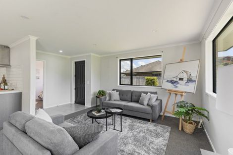 Photo of property in 37 Cyrus Street, Whalers Gate, New Plymouth, 4310