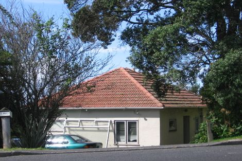 Photo of property in 262 Titirangi Road, Titirangi, Auckland, 0604
