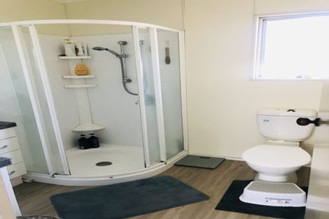 Photo of property in 11 Makarini Street, Paraparaumu, 5032