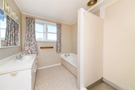 Photo of property in 31 Follett Street, Marton, 4710