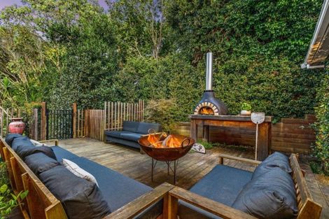 Photo of property in 20 Hebe Place, Birkenhead, Auckland, 0626