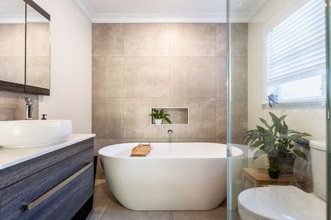 Photo of property in 73 Kohekohe Road, Waikanae, 5036