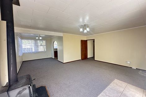 Photo of property in 12 Lynley Place, Pakuranga Heights, Auckland, 2010