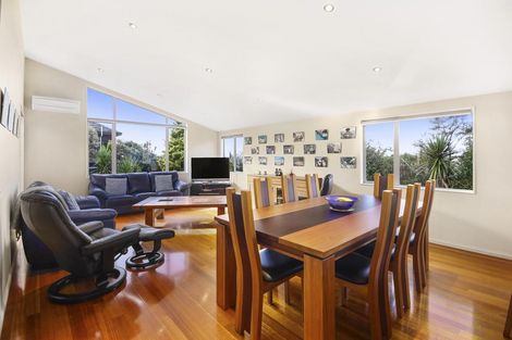 Photo of property in 186b Old Titirangi Road, Titirangi, Auckland, 0604