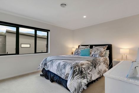Photo of property in 9u8 Surrey Street, Tawa, Wellington, 5028