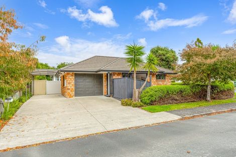 Photo of property in 26 Moor Avenue, Te Atatu Peninsula, Auckland, 0610