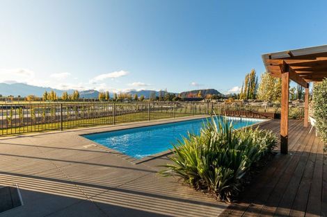 Photo of property in 32 Sarahs Hill, Hahei, Whitianga, 3591