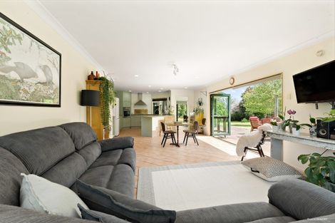 Photo of property in 32 Harrisville Road, Tuakau, 2121