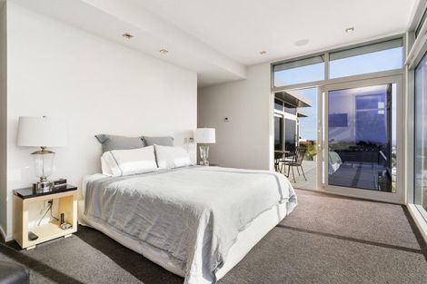 Photo of property in 9 Allom Lane, Cashmere, Christchurch, 8022