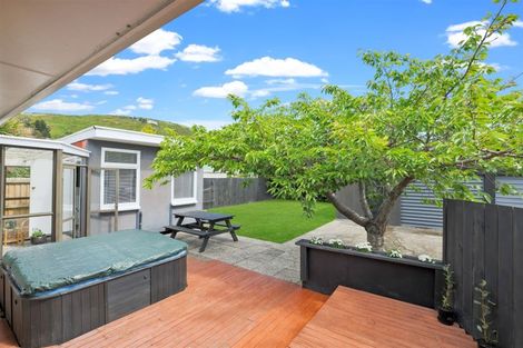 Photo of property in 296 Opawa Road, Hillsborough, Christchurch, 8022