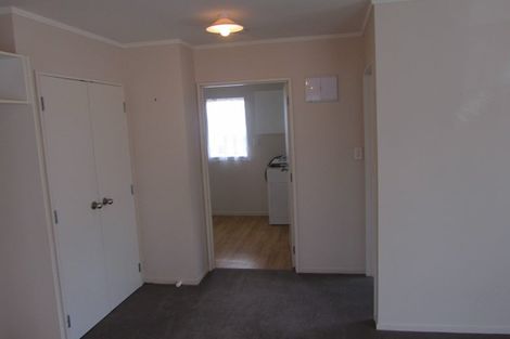 Photo of property in 3 Kaumatua Place, Te Atatu Peninsula, Auckland, 0610