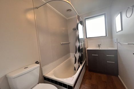 Photo of property in 1/67 Redcrest Avenue, Red Hill, Papakura, 2110