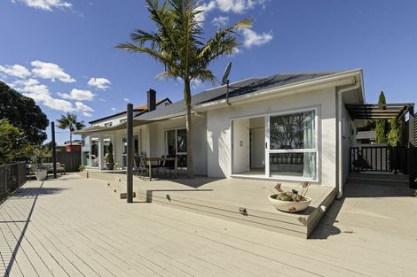 Photo of property in 17 Williams Street, Tauranga, 3110