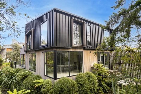 Photo of property in 7 Wood Lane, Fendalton, Christchurch, 8014