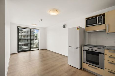 Photo of property in Dual Apartments, 506/142u Vivian Street, Te Aro, Wellington, 6011
