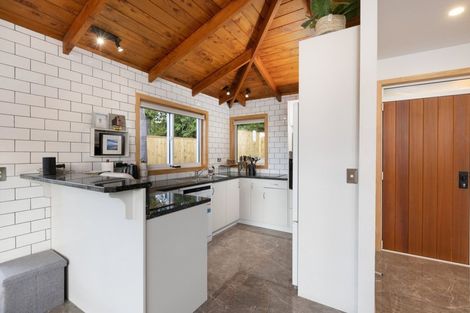 Photo of property in 132 Hinewa Road, Otumoetai, Tauranga, 3110