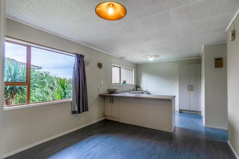 Photo of property in 53 Rua Road, Glen Eden, Auckland, 0602