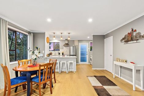 Photo of property in 6 Patrice Place, Massey, Auckland, 0614