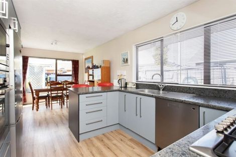 Photo of property in 192 Highsted Road, Casebrook, Christchurch, 8051