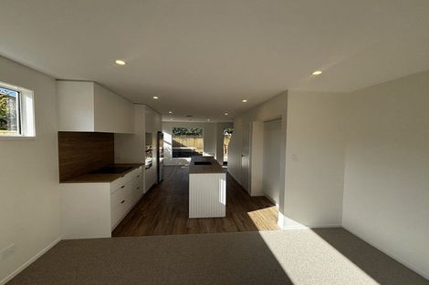 Photo of property in 4/4 Cracroft Street, Welbourn, New Plymouth, 4310