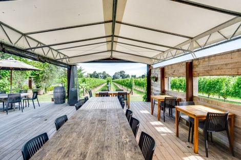 Photo of property in 275 Te Mata Road, Havelock North, 4294