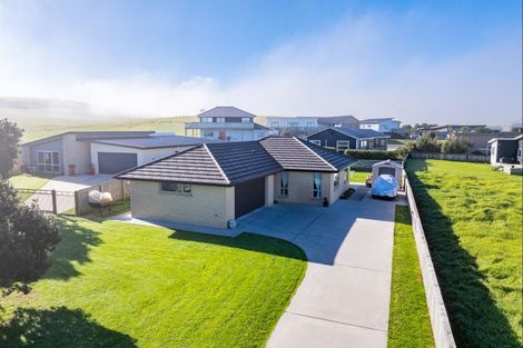 Photo of property in 4 Pipi Place, Baylys Beach, Dargaville, 0377
