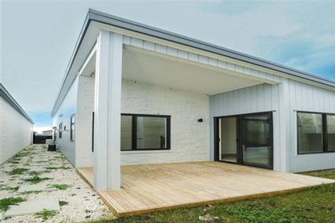 Photo of property in 71 Puwha Street, Massey, Auckland, 0614