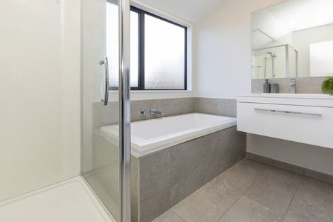 Photo of property in 2/18 Mervyn Drive, Avondale, Christchurch, 8061