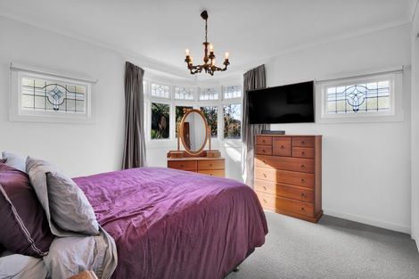 Photo of property in 96 Bayly Road, Blagdon, New Plymouth, 4310