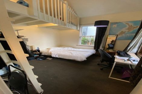 Photo of property in 124 Aro Street, Aro Valley, Wellington, 6021