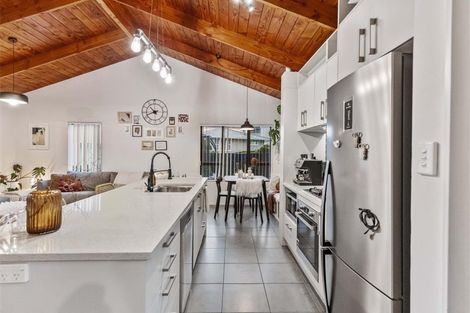 Photo of property in 6 Daytona Road, Henderson, Auckland, 0610