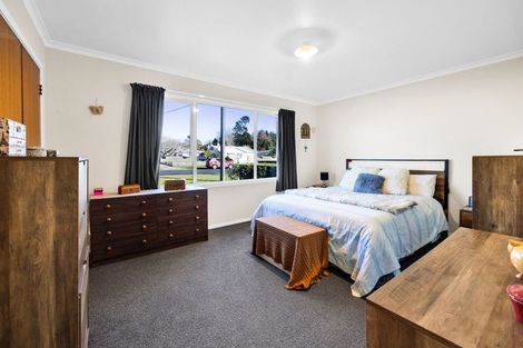 Photo of property in 12 Hamlet Street, Stratford, 4332