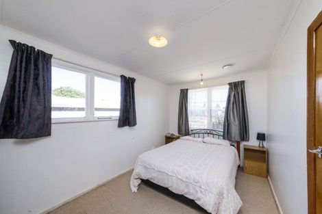 Photo of property in 4 Jackson Avenue, Highbury, Palmerston North, 4412