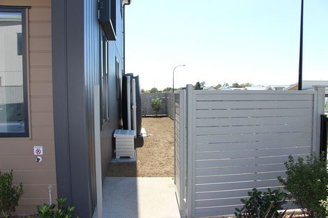 Photo of property in 11 Ngakoro Road, Karaka, Papakura, 2113