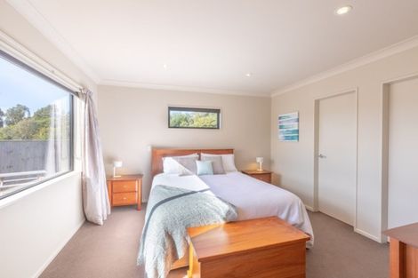 Photo of property in 71 Staithes Drive North, Whitby, Porirua, 5024