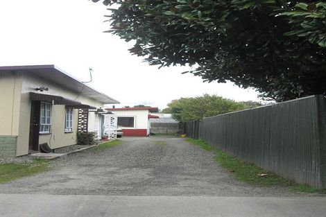 Photo of property in 2/96 Linton Street, West End, Palmerston North, 4410