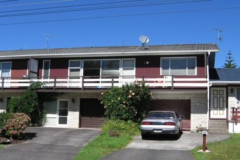 Photo of property in 1 Divich Avenue, Te Atatu South, Auckland, 0610