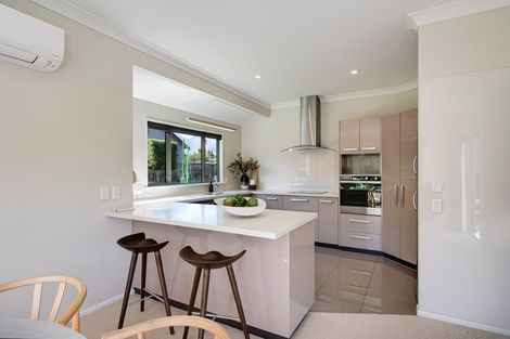 Photo of property in 2 Pearl Lane, Arrowtown, 9302