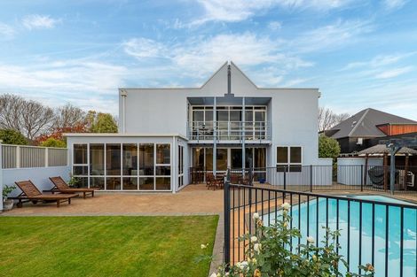 Photo of property in 74 Regency Crescent, Redwood, Christchurch, 8051