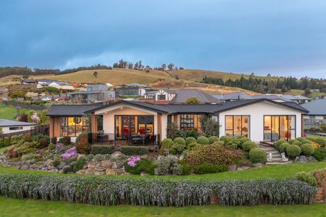 Photo of property in 39 Heathfield Drive, Mosgiel, 9024