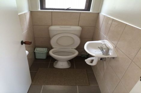 Photo of property in 34 Priestley Drive, Bucklands Beach, Auckland, 2014