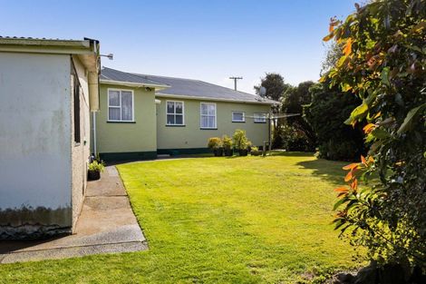 Photo of property in 22 Kapuni Street, Manaia, 4612