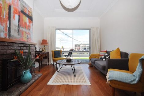 Photo of property in 2/28 Kihikihi Road, Te Awamutu, 3800