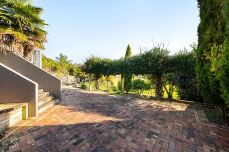 Photo of property in 10 Strata View, Western Heights, Hamilton, 3200