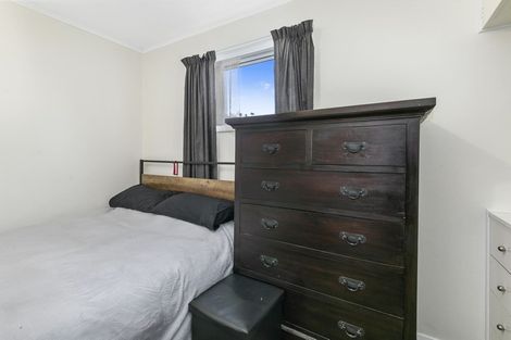 Photo of property in 16 Hinau Grove, Wainuiomata, Lower Hutt, 5014