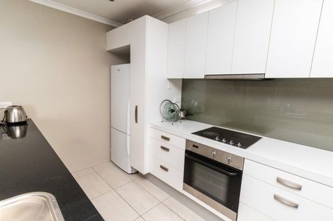 Photo of property in Bellagio Apartments, 9e/39 Taranaki Street, Te Aro, Wellington, 6011