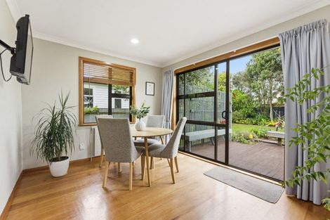 Photo of property in 114 Pahiatua Street, Hokowhitu, Palmerston North, 4410