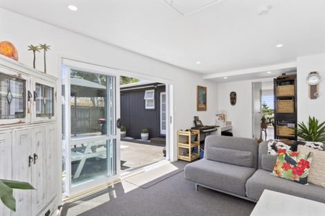 Photo of property in 1021a Papamoa Beach Road, Papamoa Beach, Papamoa, 3118