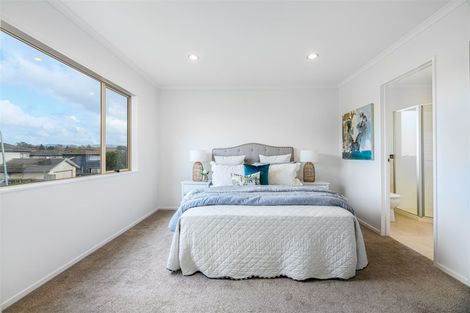 Photo of property in 74 Clover Drive, Henderson, Auckland, 0610