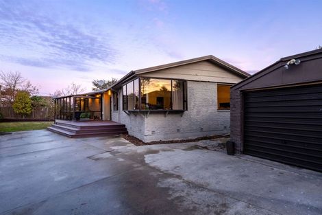 Photo of property in 380 Mairehau Road, Parklands, Christchurch, 8083